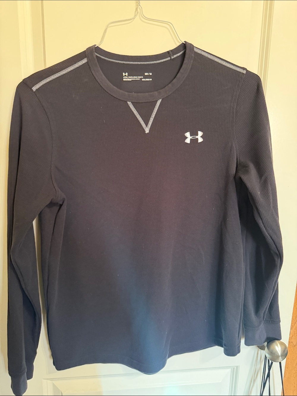 Under Armour Kids Long-Sleeve Crew Shirt - Black with Gray Accents